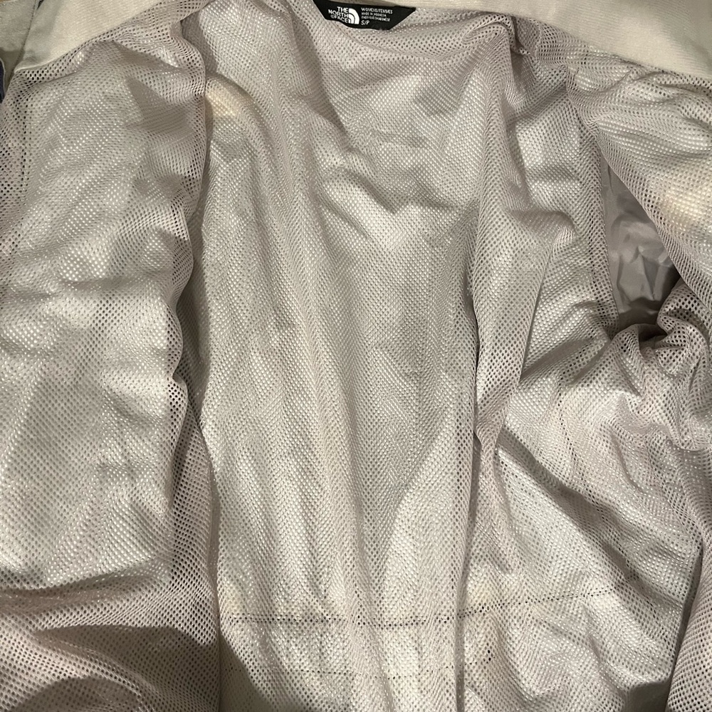 The North Face Rain Jacket Women’s Size Small - Picture 2 of 4
